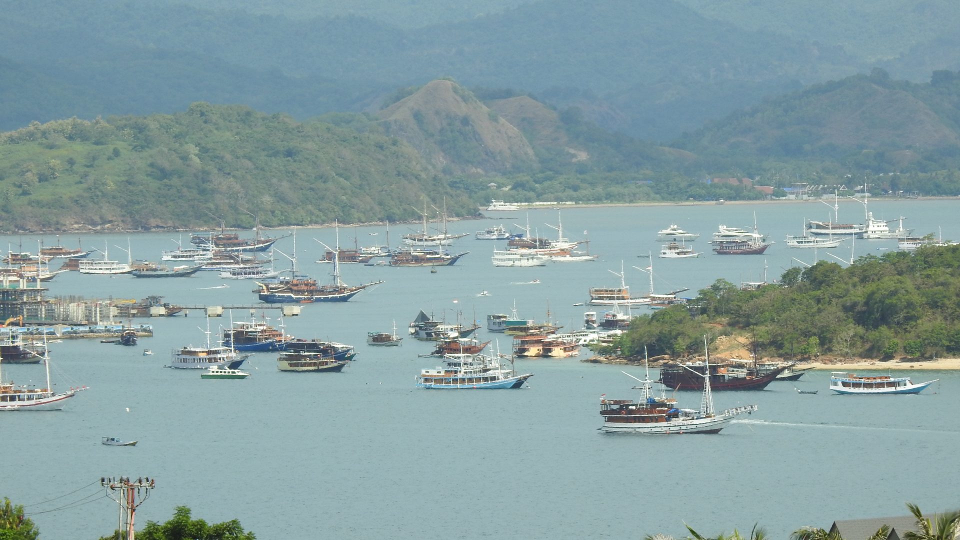 Labuanbajo schepen